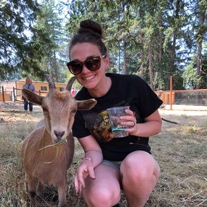 Meet your Posher, Roni